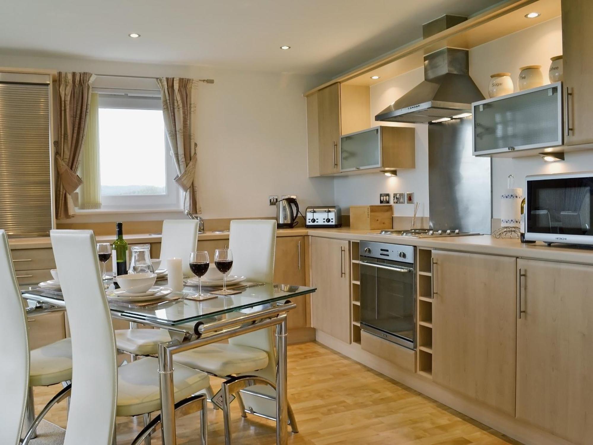Waters Edge Villa Llanelli Buitenkant foto