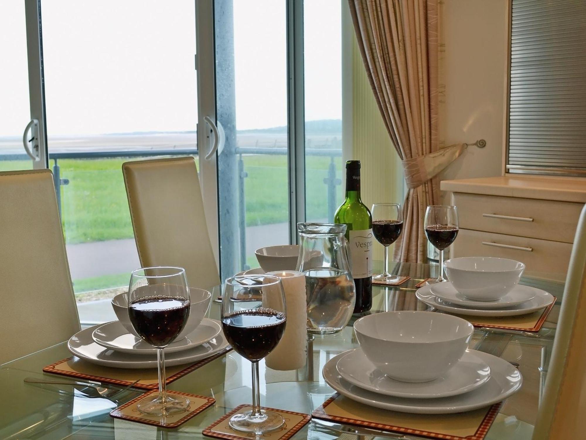 Waters Edge Villa Llanelli Buitenkant foto